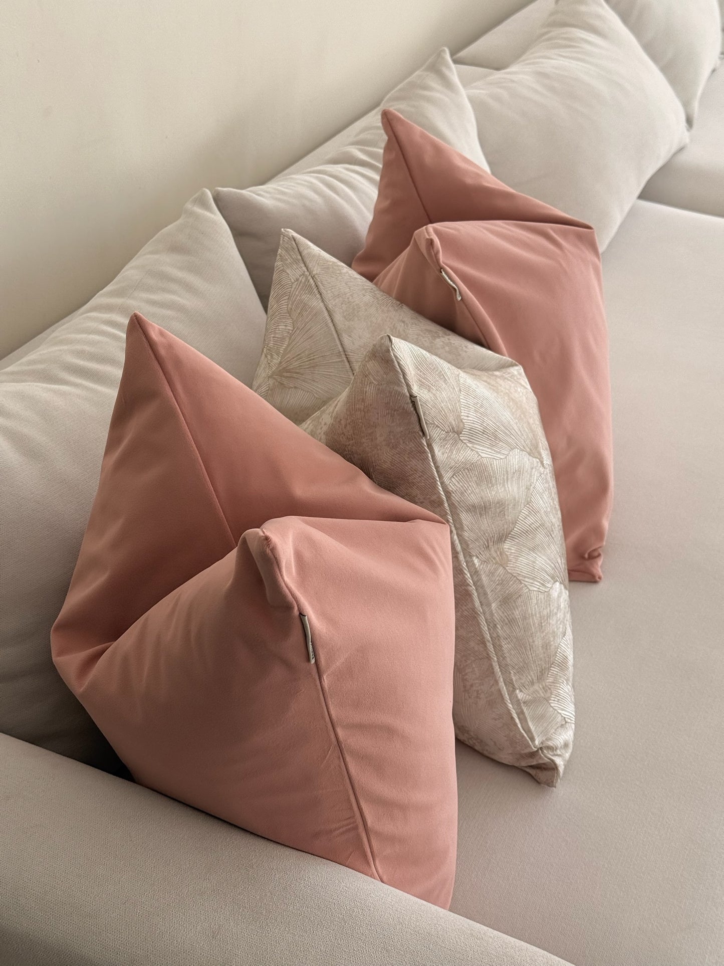 Cushion cover - 010