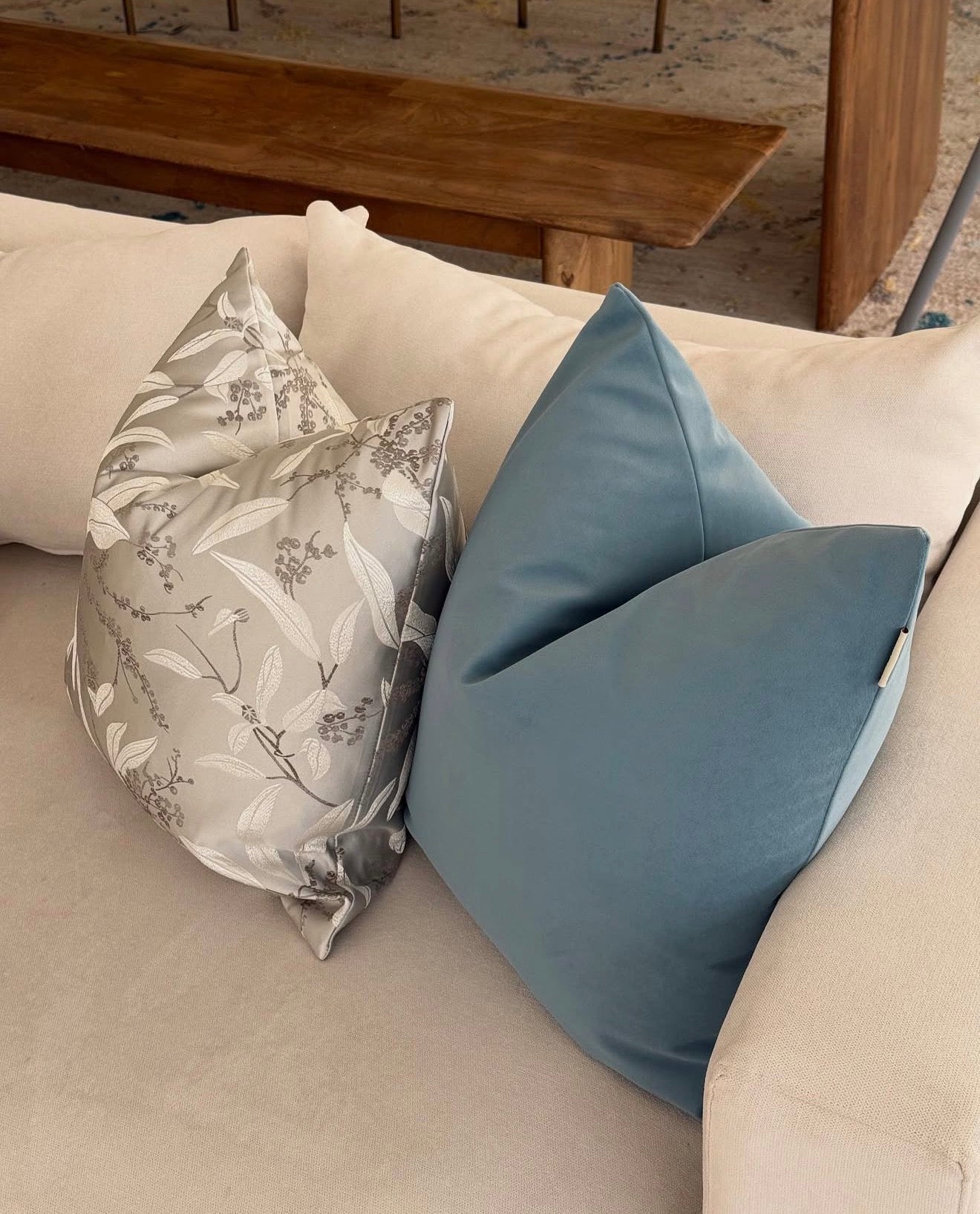 Cushion cover - 013